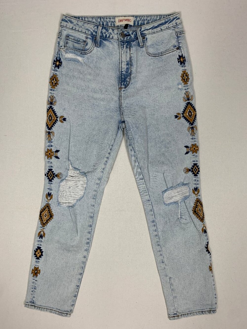 Driftwood Southwestern Aztec Embroidered Distressed Women's Jeans size 28